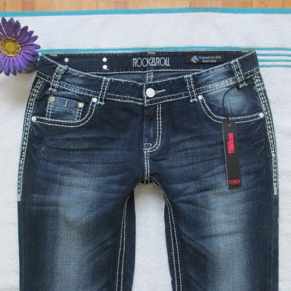 New ROCK & ROLL Cowgirl Jeans Size 33 Low Rise Dark Blue Bootcut Denim - Picture 1 of 12